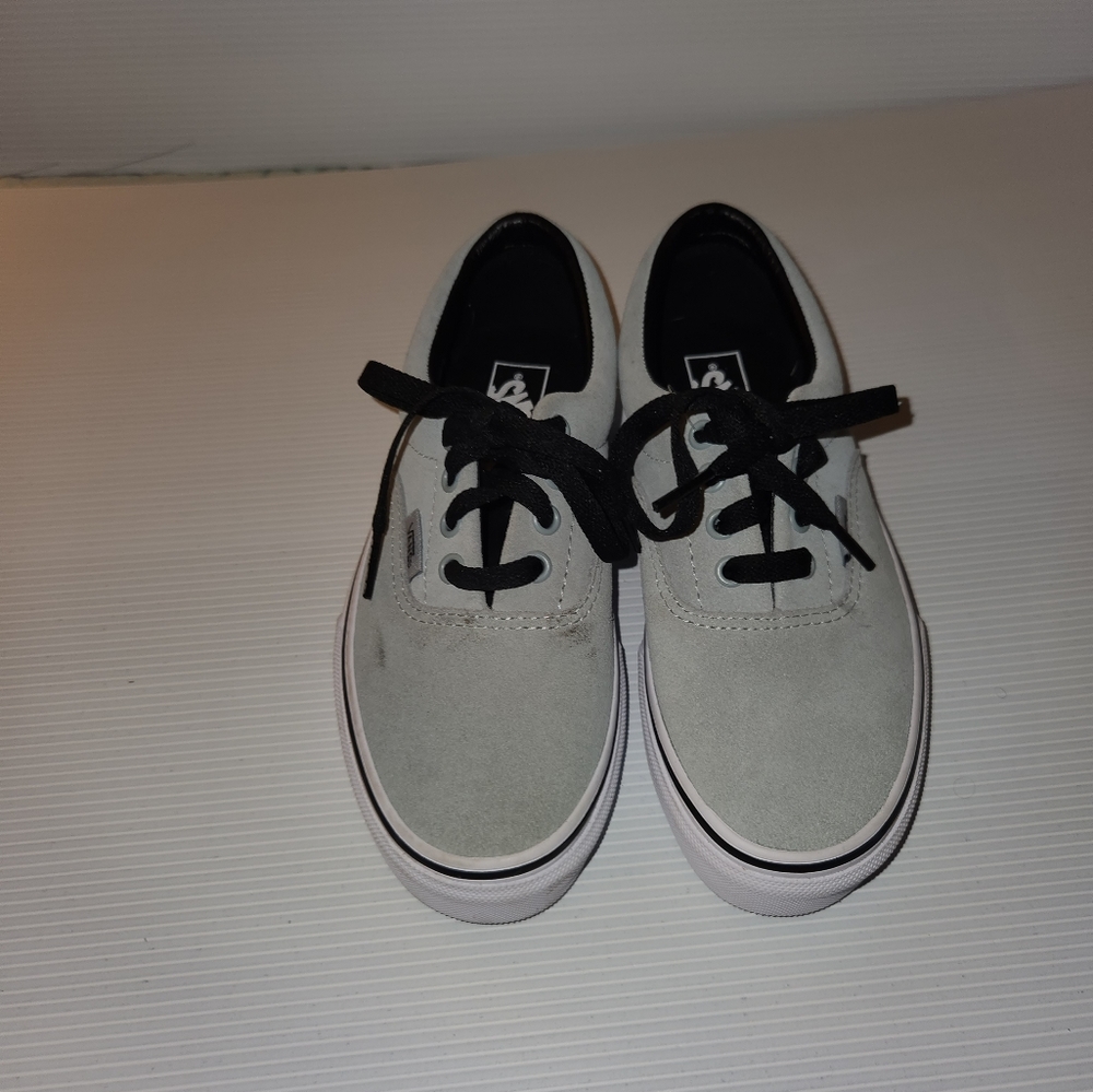 Kids shoes